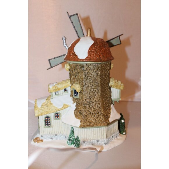 Lemax Harvest Crossing - East Moorland Windmill - Picture 6 of 6